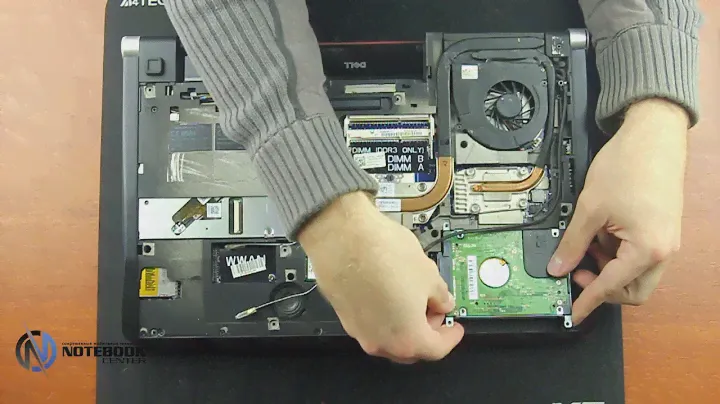 Dell Studio XPS 1647 - Disassembly and cleaning
